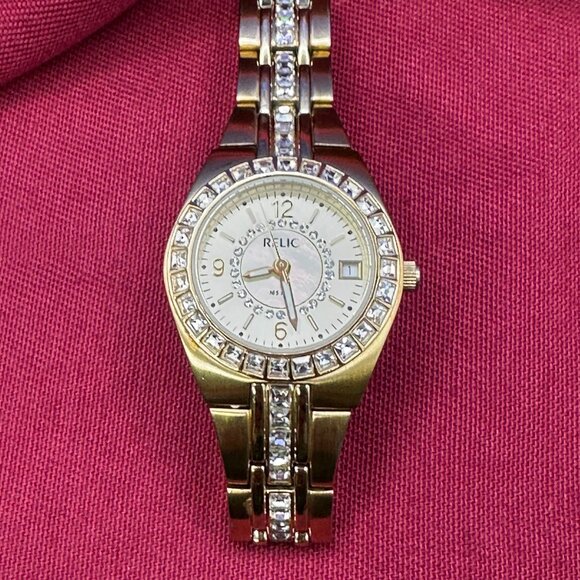 Relic by Fossil Women’s Queen’s Court 3-Hand Gold-Tone Quartz Watch - Picture 6 of 12